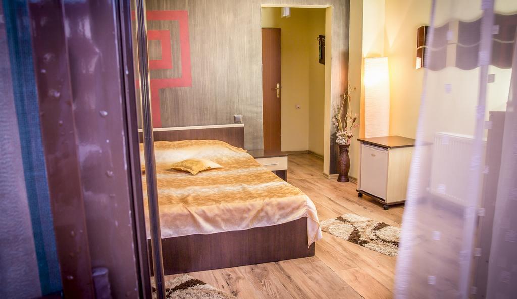 Hotel Eos Bukarest Værelse billede